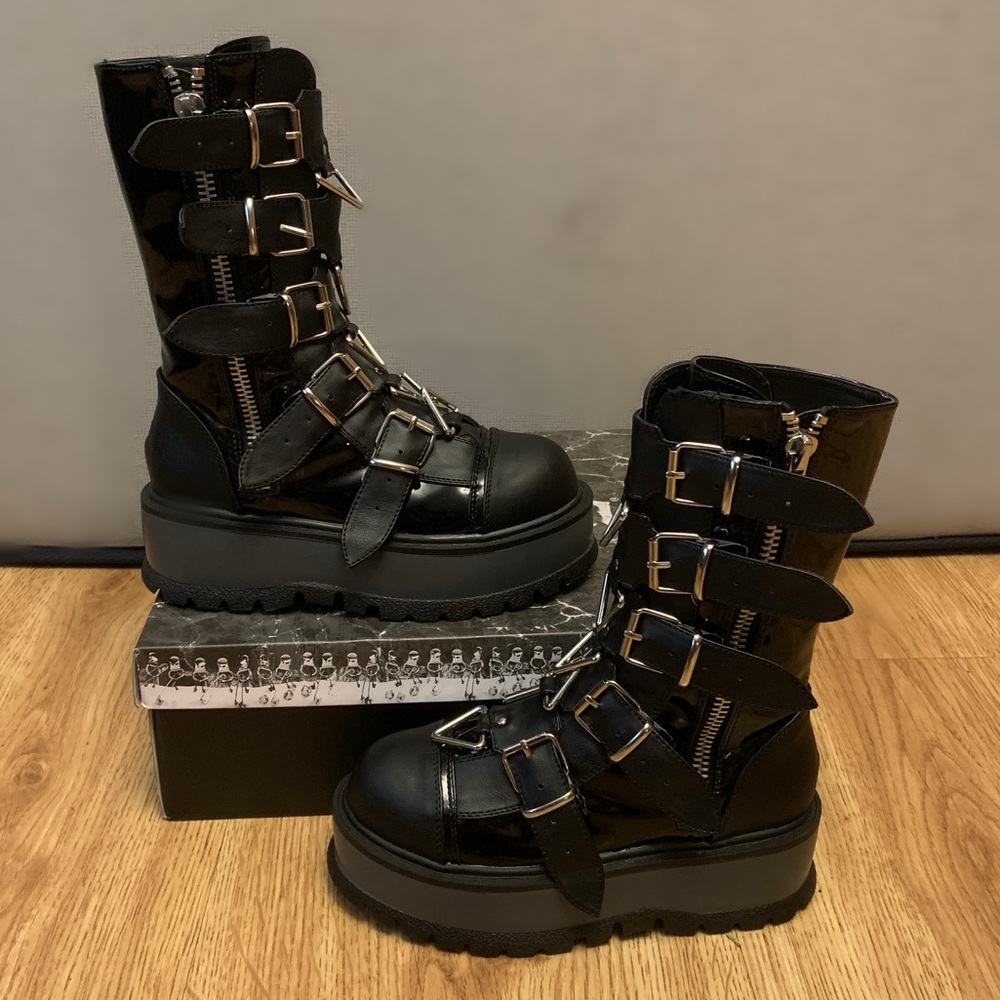 Demonia platforms